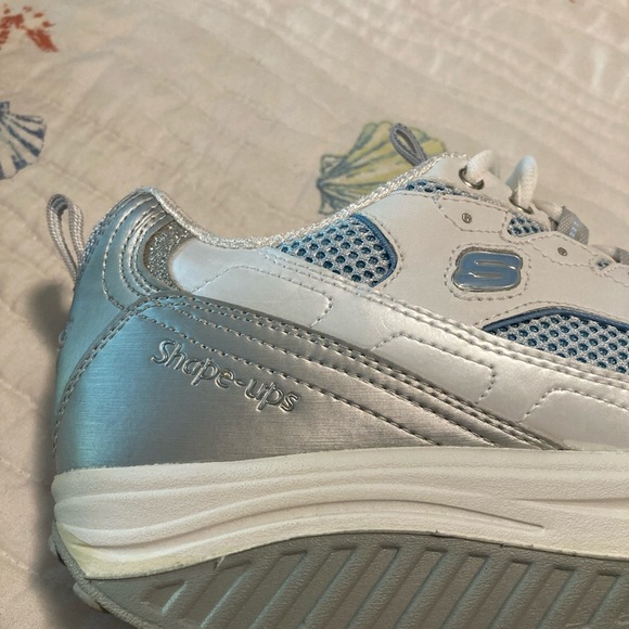 Skechers Shape Ups Womans Shoes - Picture 3 of 5